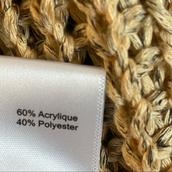 Lush Tan Short Sleeve Sweater Size Medium - Picture 5 of 7